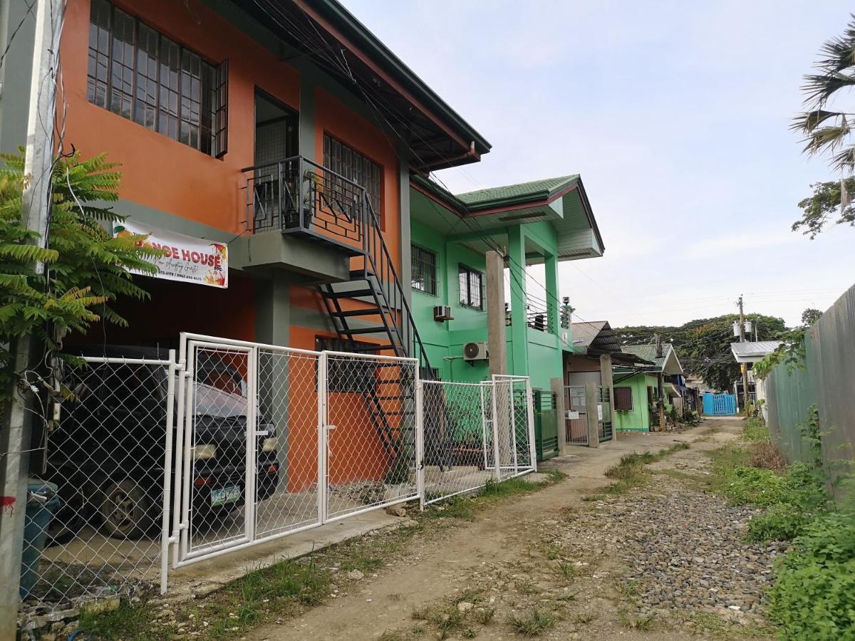 Estrelle Orange House - Backpackers Hub Daire Puerto Princesa Dış mekan fotoğraf